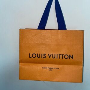 Louis Vuitton gift bag with cloth straps